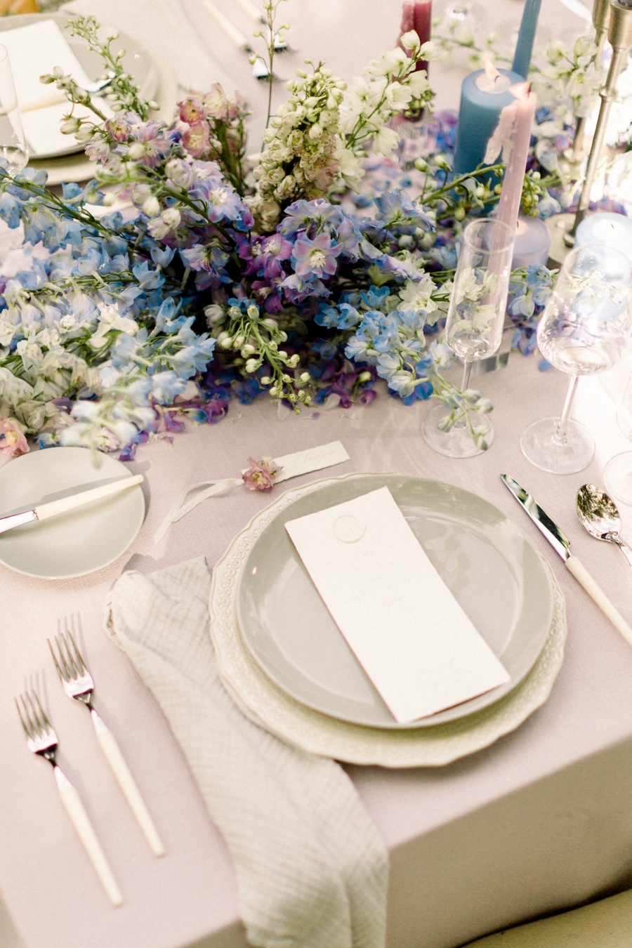 RiverOaks Charleston Blue and Purple Reception Place Setting